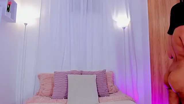 Snapshot of AishaPeyton chatting on 06-14-26, 06:37 AishaPeyton online show from 06-14-26, 06:37