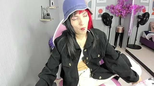 Snapshot of Dafne_huges chatting on 01-30-25, 07:26 Dafne huges online show from 01-30-25, 07:26