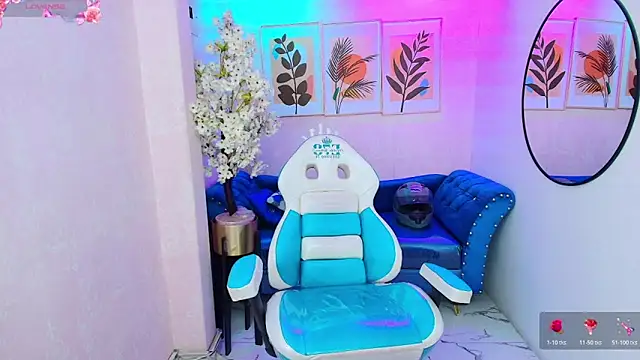 Dafne huges online show from 11-25-25, 07:36