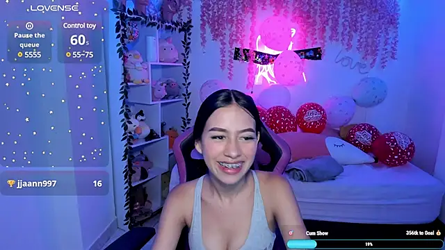 cat kitty18  online show from 01-31-25, 12:28