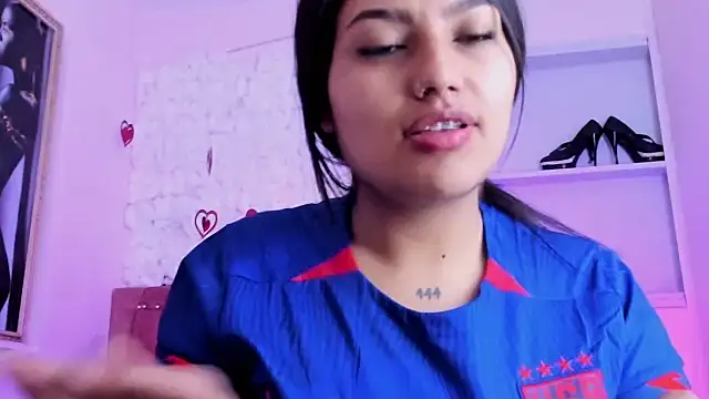 SarahStones online show from 09-20-25, 09:54