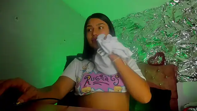 SarahStones online show from 02-20-26, 05:37