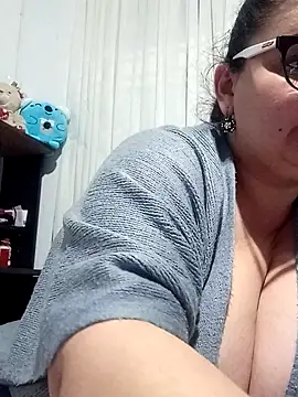 Madisonpalacio online show from 02-06-25, 02:11