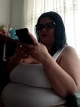 Madisonpalacio online show from 02-15-25, 08:33