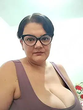 Madisonpalacio online show from 07-05-26, 04:03