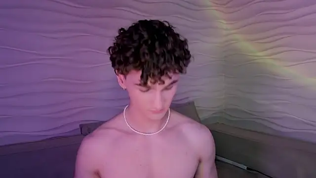 adam 21cm   online show from 01-17-25, 07:38