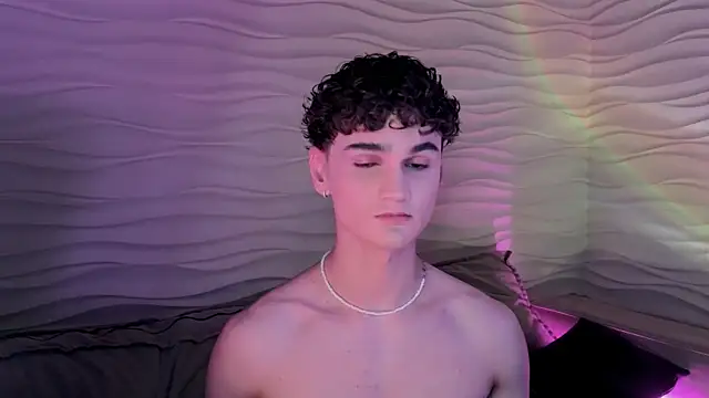 adam 21cm   online show from 01-25-25, 04:03