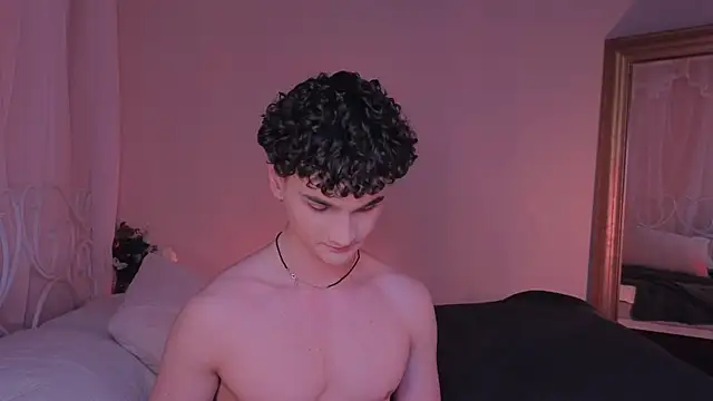 adam 21cm   online show from 03-19-25, 07:49