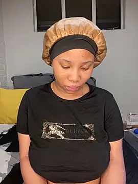 DrippinCaramelCutie online show from 11-23-25, 08:08