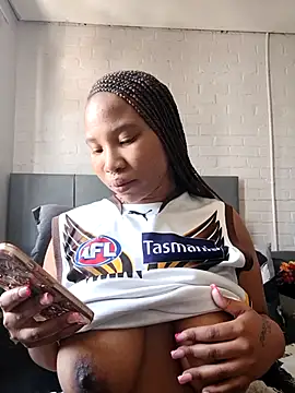 DrippinCaramelCutie online show from 02-10-26, 11:58