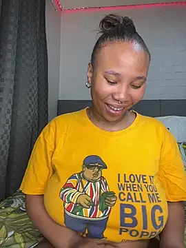 DrippinCaramelCutie online show from 03-31-26, 12:23