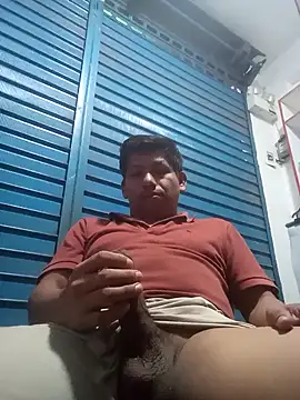 Snapshot of activo202 chatting on 09-13-25, 06:46 activo202 online show from 09-13-25, 06:46