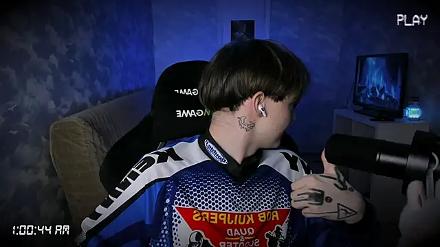 charonbaby1 online show from 10-06-25, 09:56