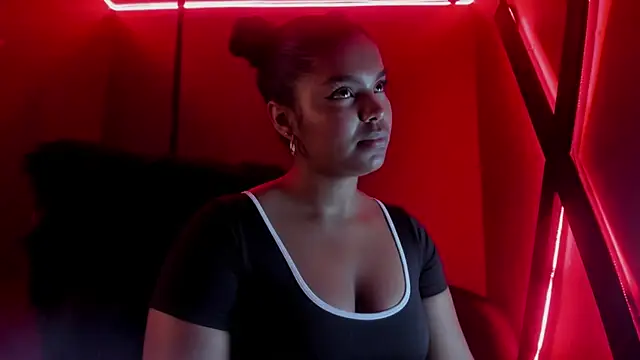 zoe roux21 online show from 10-17-25, 01:09