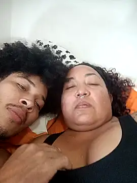 Snapshot of cougar_town chatting on 12-19-24, 04:35 cougar town online show from 12-19-24, 04:35