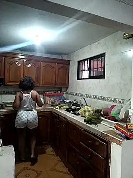 Snapshot of cougar_town chatting on 01-19-25, 12:39 cougar town online show from 01-19-25, 12:39