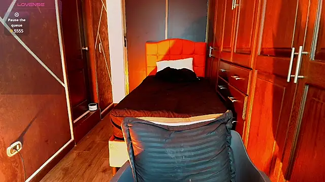 SexyNaf online show from 03-11-25, 10:20