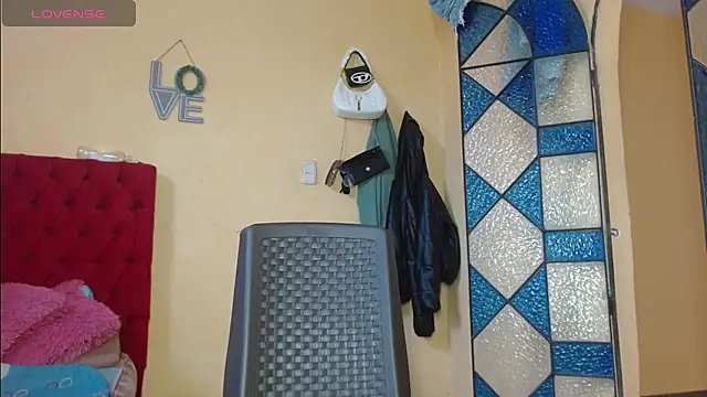 cristinamontiel online show from 02-02-25, 02:45