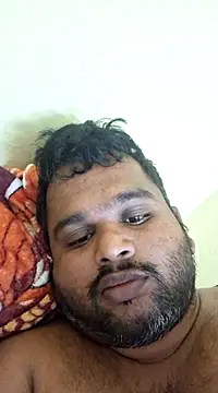 Snapshot of Indianboytelugu chatting on 01-24-25, 10:30 Indianboytelugu online show from 01-24-25, 10:30