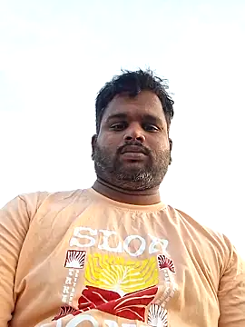 Snapshot of Indianboytelugu chatting on 01-26-25, 12:11 Indianboytelugu online show from 01-26-25, 12:11
