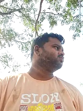 Snapshot of Indianboytelugu chatting on 03-15-25, 04:02 Indianboytelugu online show from 03-15-25, 04:02