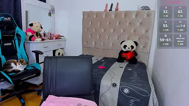 lulu ferrer online show from 12-01-25, 02:33