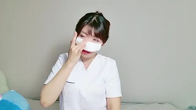 Snapshot of erokangoshi-nene chatting on 11-03-25, 03:24 erokangoshi-nene online show from 11-03-25, 03:24