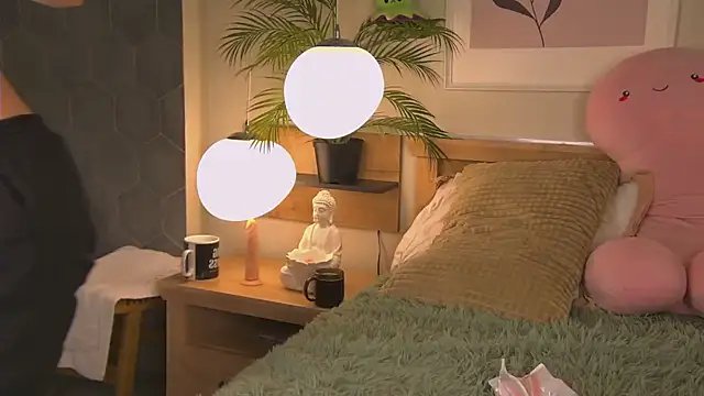 Snapshot of AshleyDouglas chatting on 02-01-25, 04:46 AshleyDouglas online show from 02-01-25, 04:46