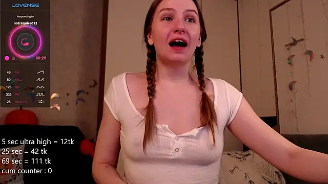 Snapshot of your_jane chatting on 10-06-25, 02:42 your jane online show from 10-06-25, 02:42