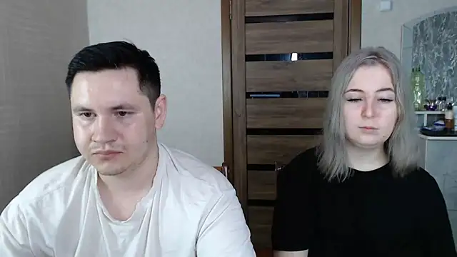 Kristy-Max online show from 02-22-25, 04:40