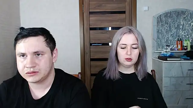 Kristy-Max online show from 03-08-25, 01:06