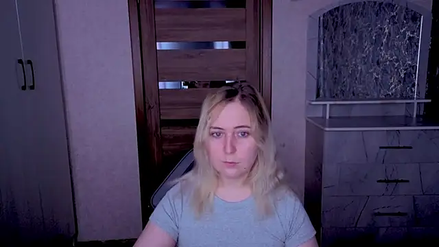 Snapshot of Kristy-Max chatting on 06-26-26, 08:57 Kristy-Max online show from 06-26-26, 08:57