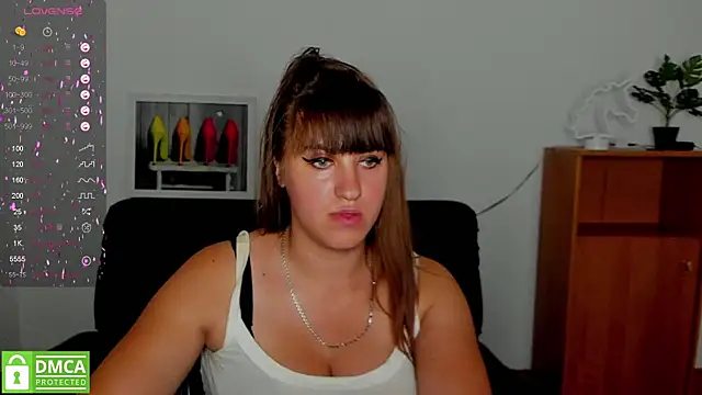 Snapshot of Amali_Ivanna_smit chatting on 09-11-25, 11:32 Amali Ivanna smit online show from 09-11-25, 11:32