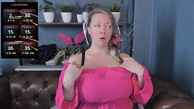 JesiaFoxi online show from 07-10-26, 11:13
