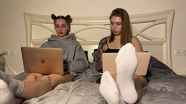 Snapshot of urmissalice chatting on 12-29-24, 07:32 urmissalice online show from 12-29-24, 07:32