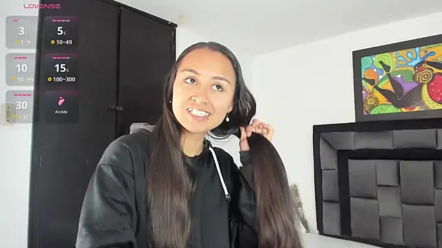 Snapshot of tatiana_valencia chatting on 02-26-25, 12:25 tatiana valencia online show from 02-26-25, 12:25