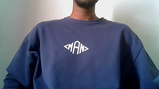 Snapshot of Alphadavid_23 chatting on 06-07-26, 04:00 Alphadavid 23 online show from 06-07-26, 04:00