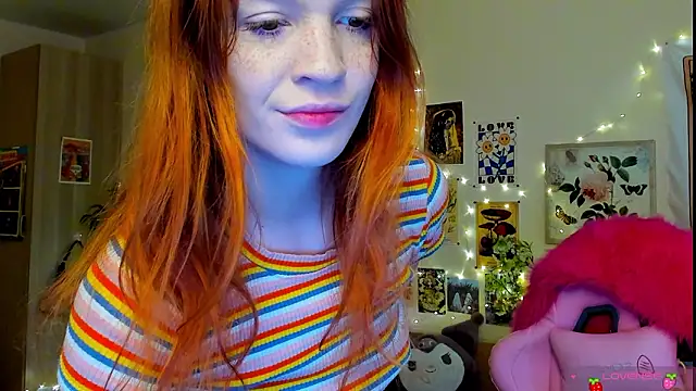 Snapshot of Sunny_Elly chatting on 03-16-26, 08:29 Sunny Elly online show from 03-16-26, 08:29