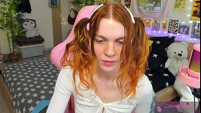 Snapshot of Sunny_Elly chatting on 04-23-26, 12:29 Sunny Elly online show from 04-23-26, 12:29