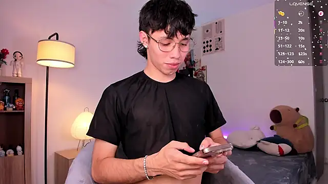 Snapshot of angel_bless19 chatting on 01-15-26, 08:34 angel bless19 online show from 01-15-26, 08:34