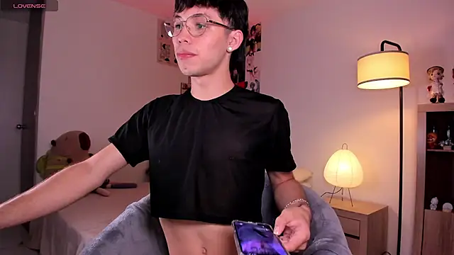 Snapshot of angel_bless19 chatting on 01-31-26, 08:51 angel bless19 online show from 01-31-26, 08:51