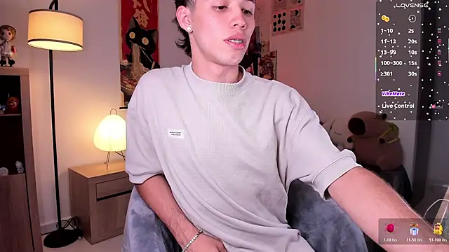 Snapshot of angel_bless19 chatting on 02-19-26, 08:38 angel bless19 online show from 02-19-26, 08:38