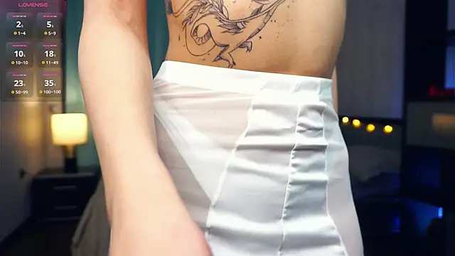 FannyHewson online show from 03-06-25, 01:16