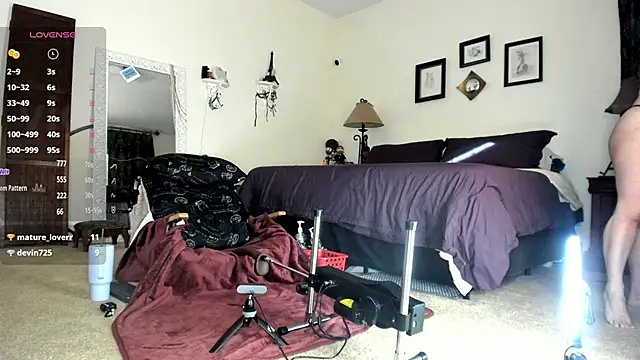 Peaches N Kreme online show from 02-27-25, 11:59