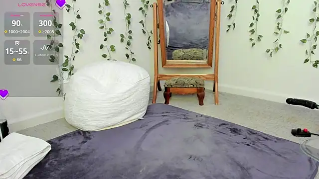 Peaches N Kreme online show from 04-13-26, 11:54