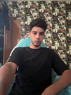 Snapshot of 2DemetCCoop2 chatting on 10-05-25, 01:31 2DemetCCoop2 online show from 10-05-25, 01:31