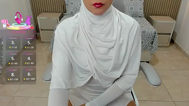 Snapshot of Hanaa_latif chatting on 03-20-25, 12:11 Hanaa latif online show from 03-20-25, 12:11