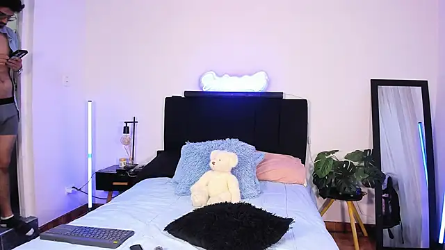 -soulmate-s online show from 03-20-26, 04:01