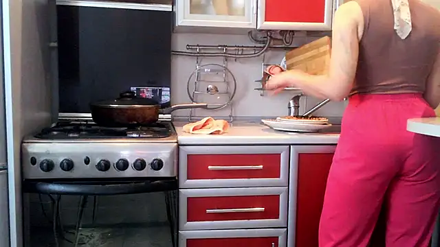 Kashtanka  online show from 10-18-25, 10:38