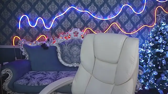 Snapshot of Cherry_Wipe chatting on 12-25-24, 04:43 Cherry Wipe online show from 12-25-24, 04:43